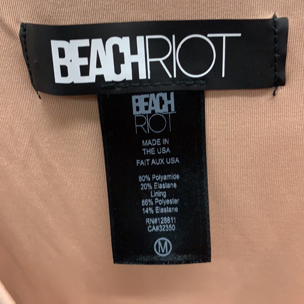{Beach Riot} Julia One Piece Gold Leopard Swim Suit Size M - Picture 8 of 8
